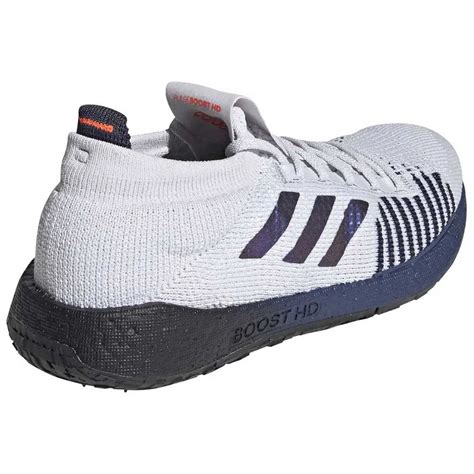 1 Adidas Pulseboost HD maat 39 